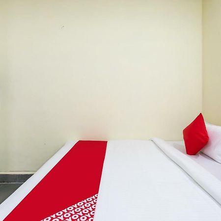 בהופאל Oyo 24844 Hotel Samrat מראה חיצוני תמונה