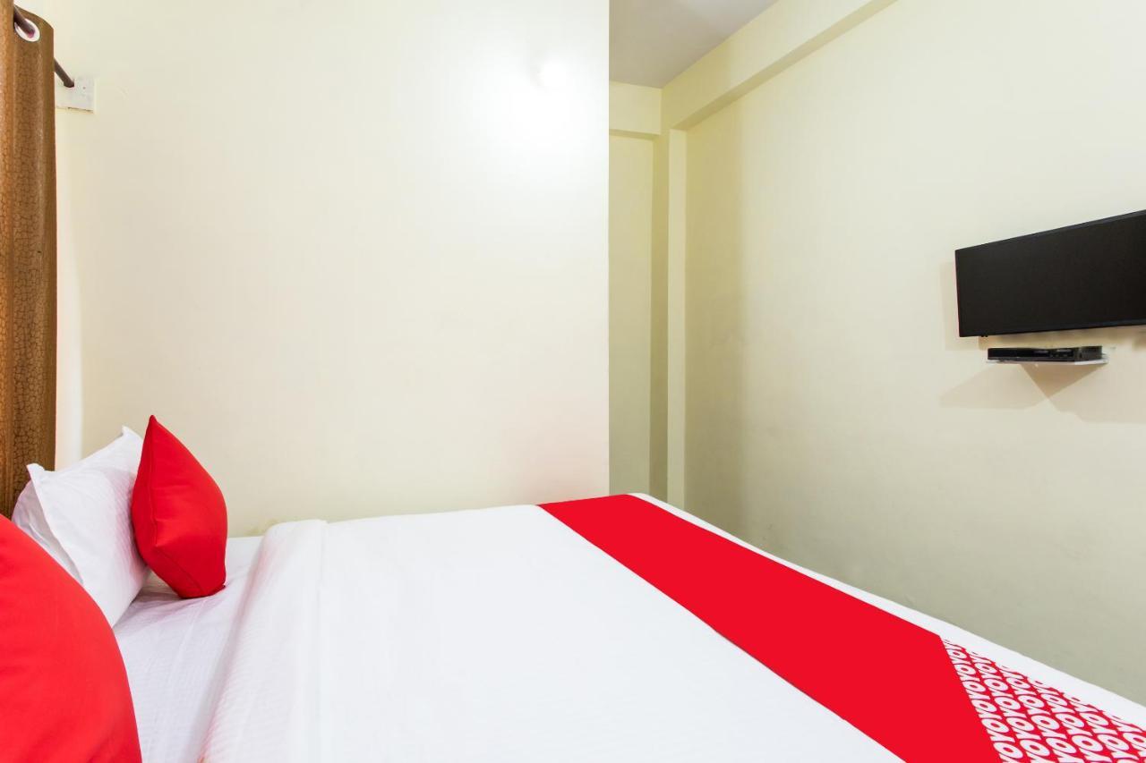 בהופאל Oyo 24844 Hotel Samrat מראה חיצוני תמונה