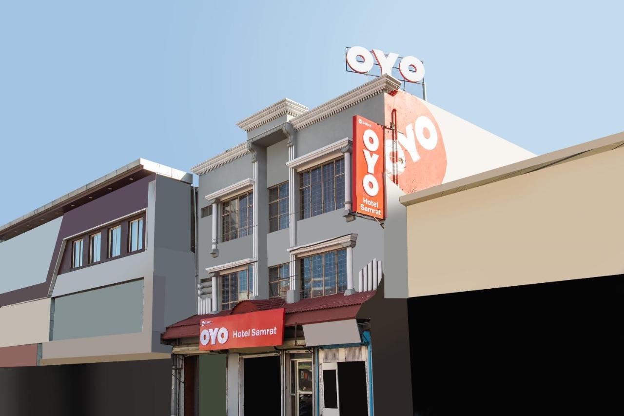 בהופאל Oyo 24844 Hotel Samrat מראה חיצוני תמונה