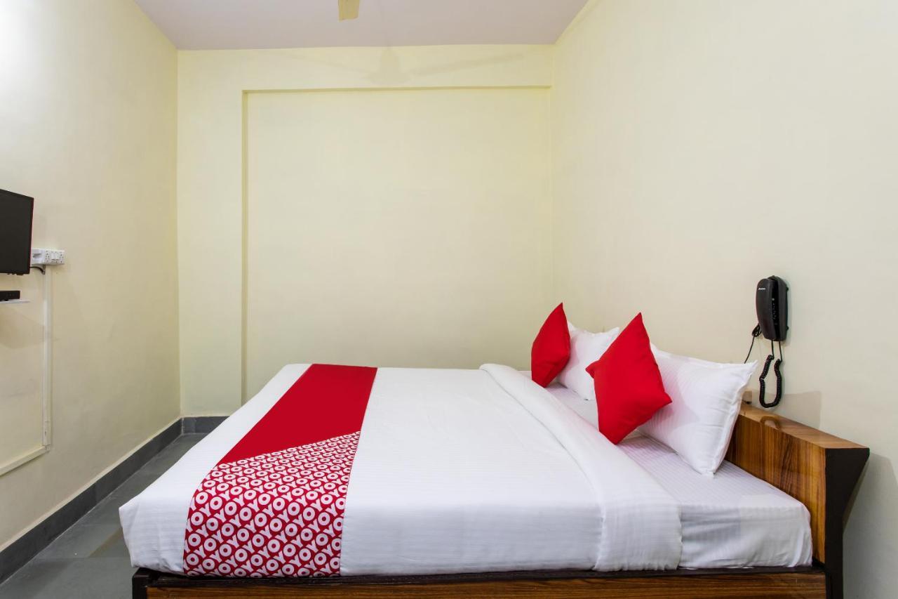 בהופאל Oyo 24844 Hotel Samrat מראה חיצוני תמונה