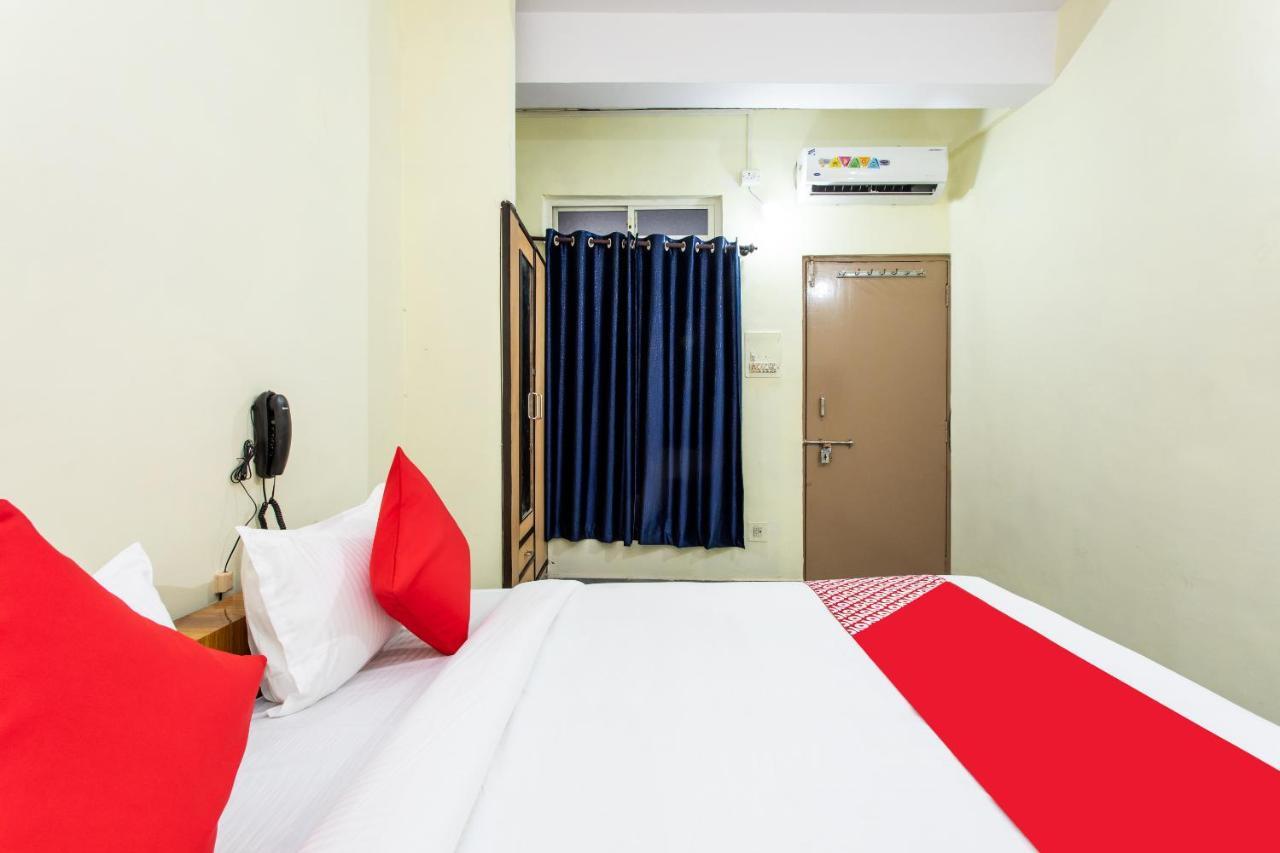 בהופאל Oyo 24844 Hotel Samrat מראה חיצוני תמונה