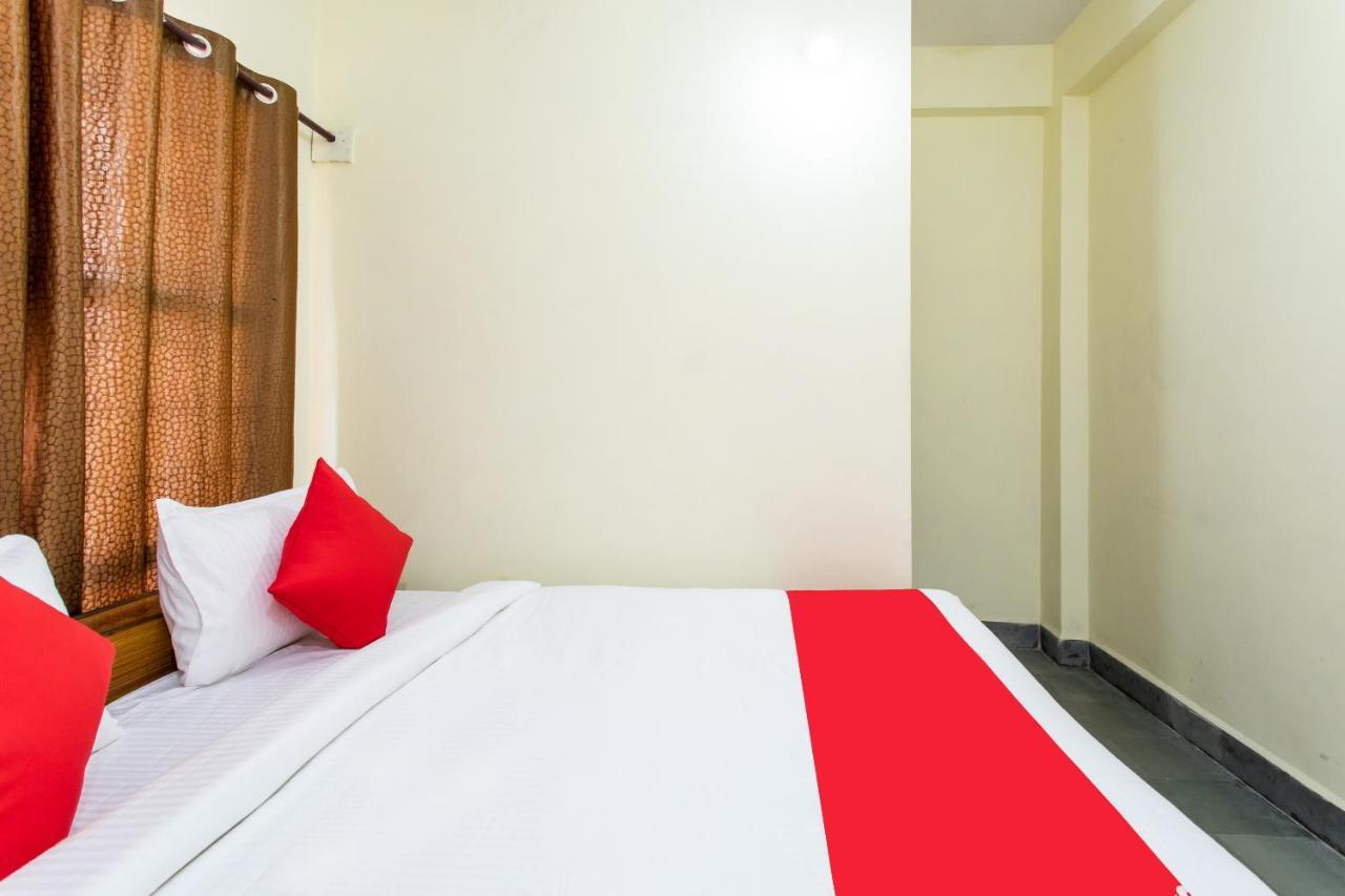 בהופאל Oyo 24844 Hotel Samrat מראה חיצוני תמונה