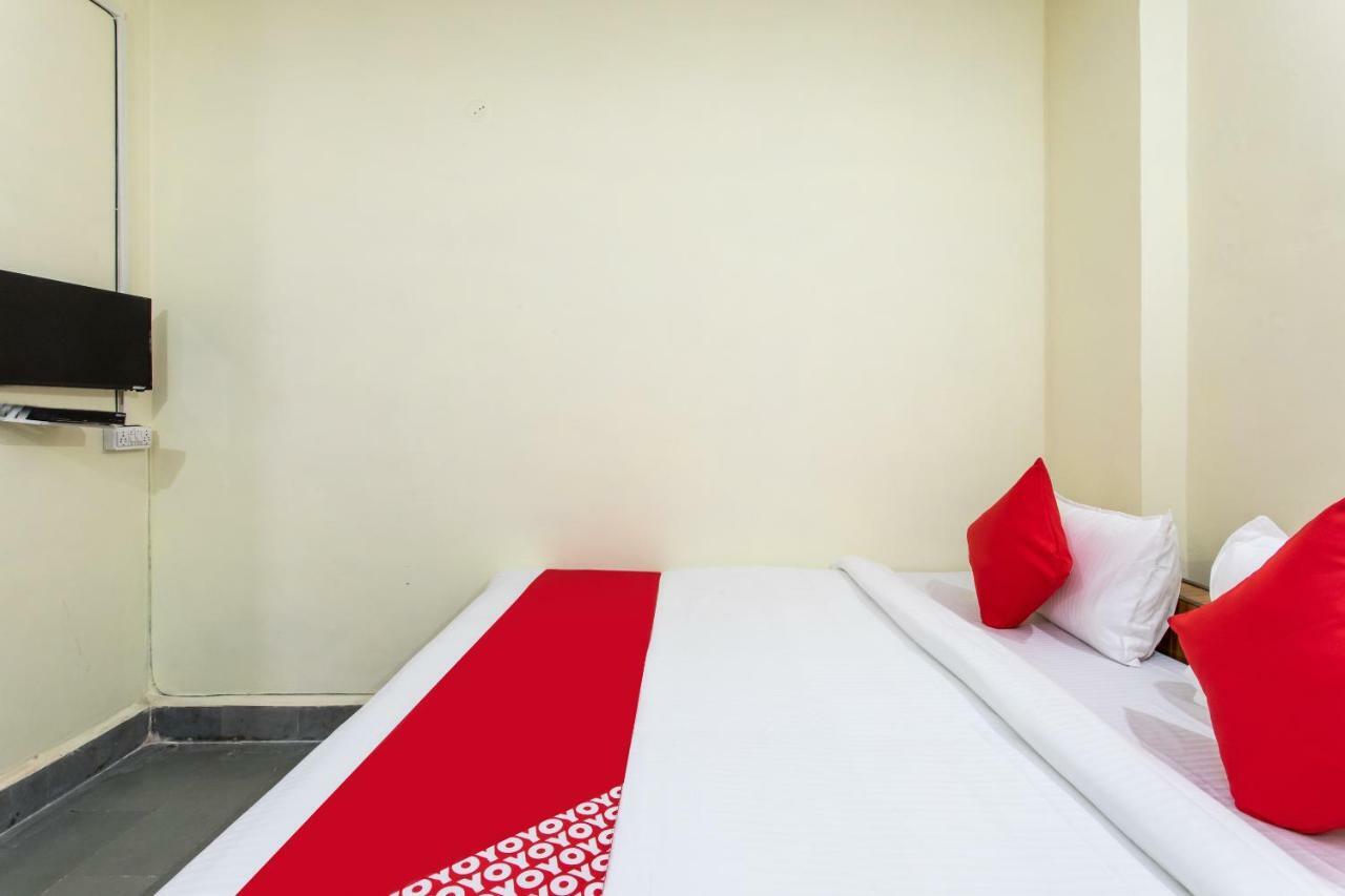 בהופאל Oyo 24844 Hotel Samrat מראה חיצוני תמונה
